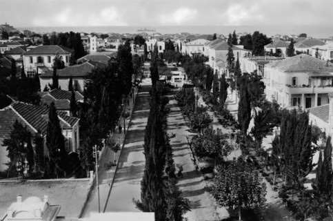 moyen-orient, tel-aviv, boulevard rotshild vers la mer, 1930