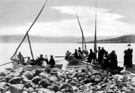 moyen-orient, israel, palestine, pelerins sur le lac tiberias, 1920 1930
