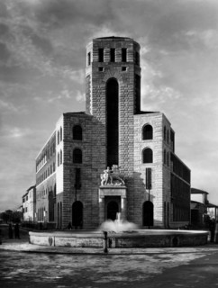 italie, toscane, grosseto, vue du bâtiment de la poste, 1920 1930