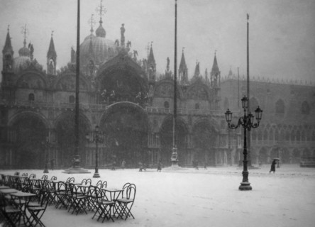italie, venise, blizzard sur la piazza san marco, 1928 1929