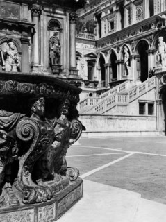 italie, venise, partie de la cour du palais ducal, 1920 1930