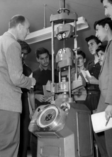 asie, irak, démonstration scientifique, 1957