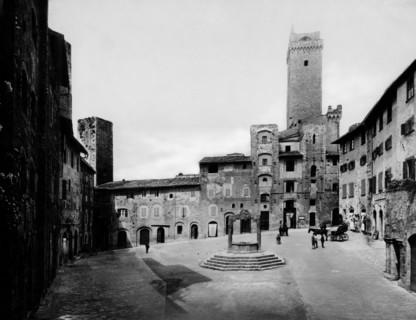 italie, toscane, sienne, san giminiano, vue de la place, 1900 1910