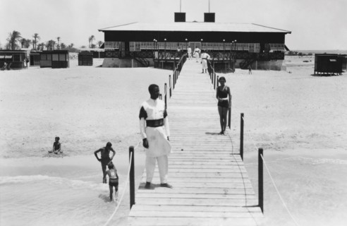 afrique, libye, bengali, chalet municipal sur la plage de giuliana, 1930