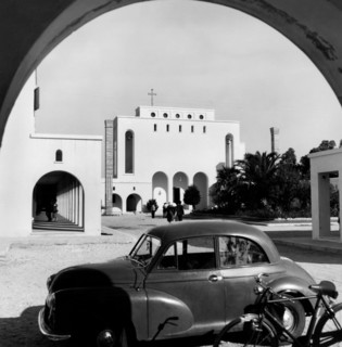 afrique, libye, vue de l'ancien village olivetti, 1956