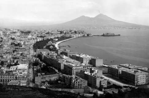 campanie, naples, vue de la ville depuis la tombe de virgile, 1956