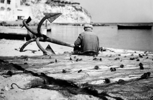 campanie, île d'ischia, une plage à lacco ameno, 1945 1950