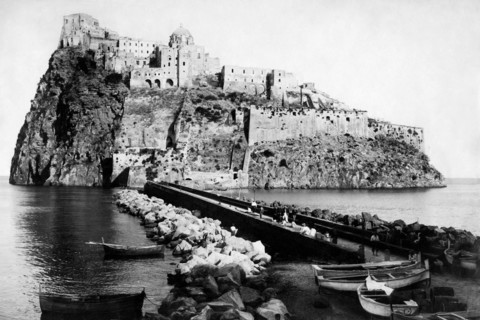 campanie, île d'ischia, vue du château, 1900 1910