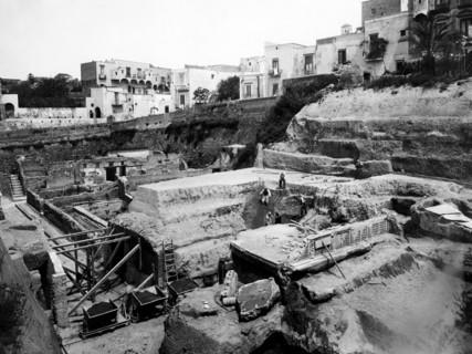 campanie, ercolano, fouille du decumanus inférieur, 1920