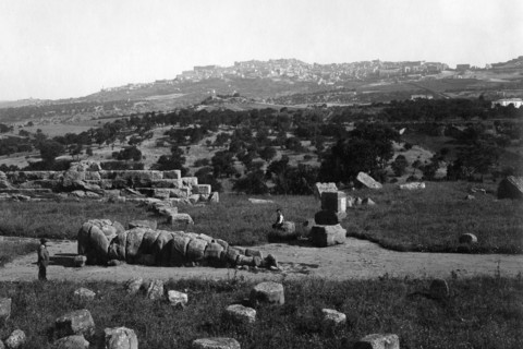 europe, italie, sicile, agrigento, vue de la ville depuis le temple de jupiter, 1930