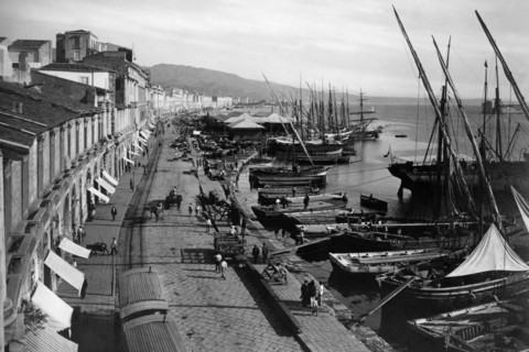 italie, sicile, messine, corso vittorio emanuele avec la marine, 1900