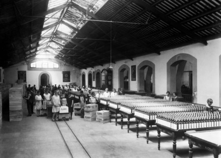 italie, sicile, marsala, entreprise florio, emballage de bouteilles, 1910 1920