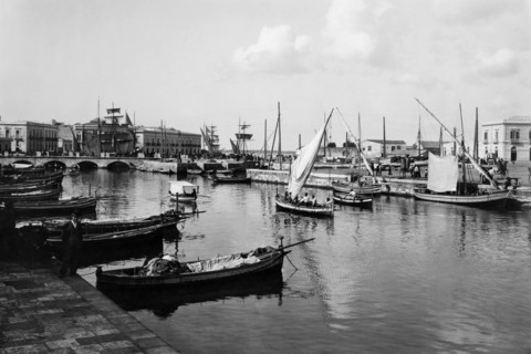 italie, sicile, siracura, le petit port, 1900 1910