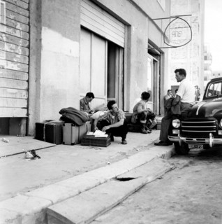 italie, basilicata, potenza, départ des émigrants, années 1950