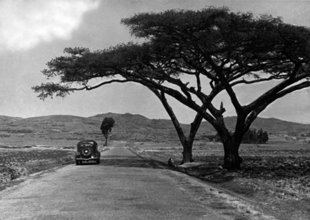 afrique, eritrea, asmara, la route de keren, près de amba derhò, 1920 1930