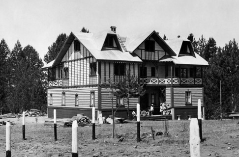 europe, italie, calabre, sila, village de mancuso, 1930