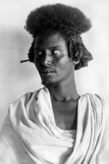 afrique, ethiopie, homme ethiopien amer de la tribu begia, 1910 1920