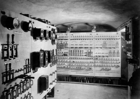 europa, italie, turin, théâtre, panneaux de contrôle du système électrique, 1910 1920