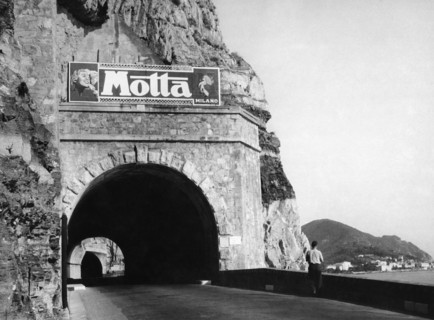 voie aurelienne, sestri levante, ligurie, italie 1955