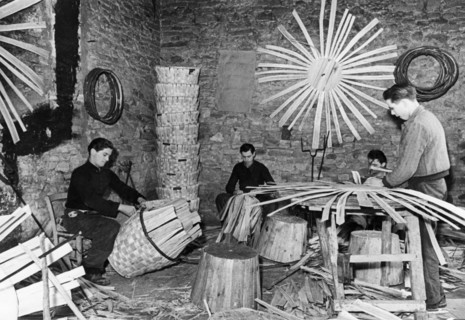 fabrique de paniers, Toscane, Italie, 1956