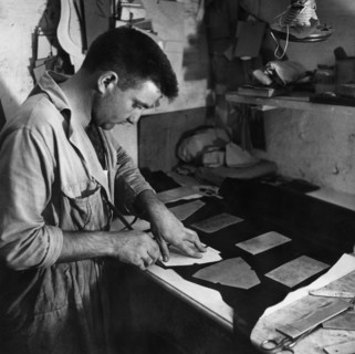 maroquinier, toscane, italie, 1955