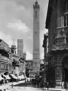 tour asinelli, bologne, émilie romagne, 1910-20