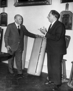 professeur pagliai et président giacomo, accademia della crusca, florence, toscane, italie, 1965