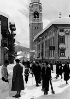 Italie, Vénétie, Cortina d’Ampezzo, Corso Vittorio Emanuele, 1930