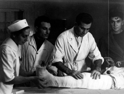 guerre, marine, navire-hôpital, plâtre pour les jambes, 1939