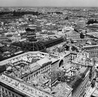 Bombardement sur Milan, 1945