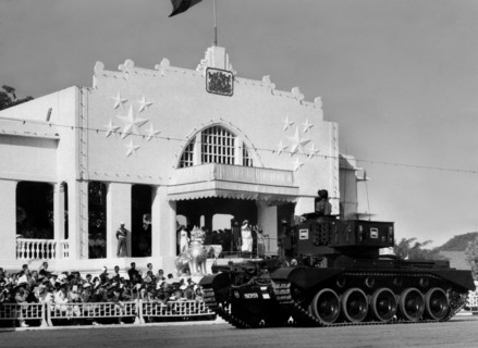 asie, birmanie, parade militaire en birmanie, 1960