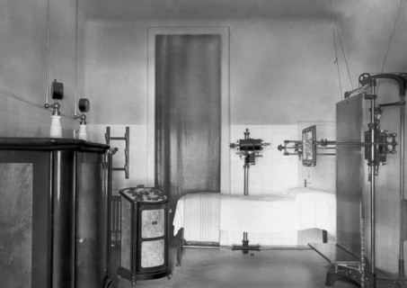 bologne, gabinetto medico del littoriale, radioscopie et radiographie, 1930