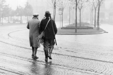 italie, milan, départ des chasseurs, 1950