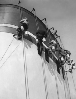Paquebot transatlantique, cheminées, 1949