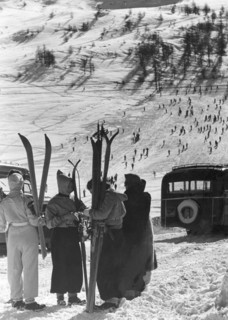 italie, piedmont, sestriere, pistes de ski, 1950