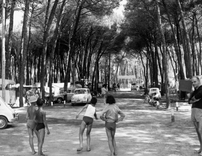 italie, toscane, marina di massa, camping, 1961