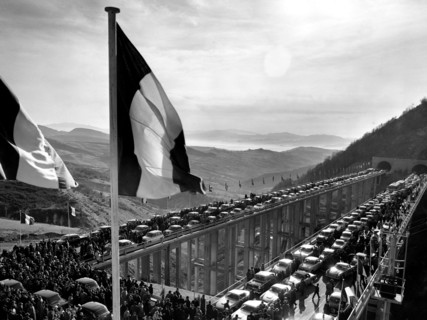 cérémonie d'ouverture du tunnel du col citerna, 1961