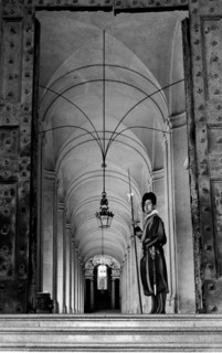 Entrance to the Vatican from the bronze door. 1958