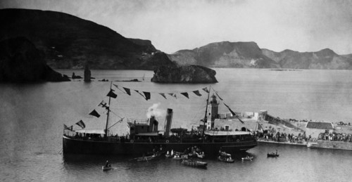 Lazio. view of the port of ponza. 1910