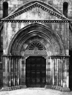 Lazio. priverno. main door of the abbey of fossanova. 1910-20