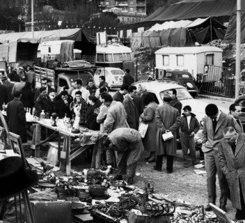Rome. market of scrap and mechanical bolts. 1962