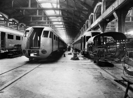 Officine metalmeccaniche. om. an Italian company specializing in the production of vehicles. Milan 1955