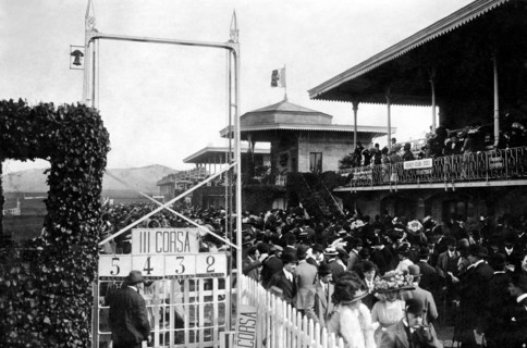 Italy. Rome. 27 Royal Derby at Capannelle. 1910