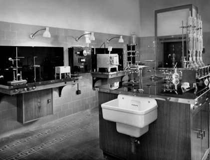 Italy. Rome. central institute of restoration. 30s