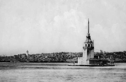 Turkey. istanbul. the galata quarter with the leandro tower and on the left the Genoese tower. 1910