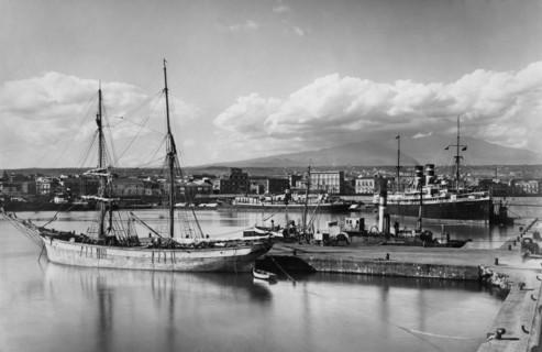 Harbour. Catania. Sicily. Italy 1910