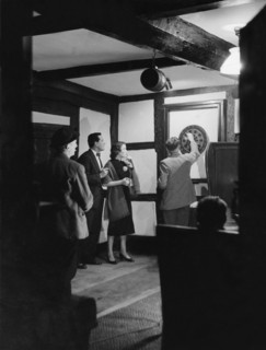 London. Target-shooting. Pub. 1964