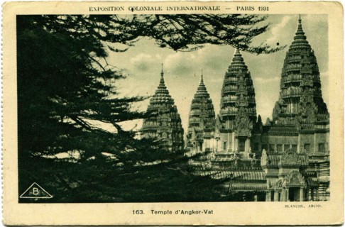 Edition Braun and Cie shows Angkor Temple.