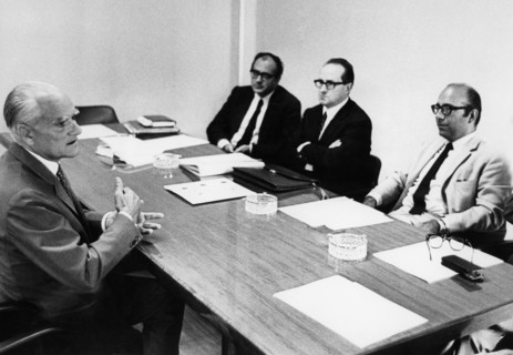 The writer alberto moravia in the journalism exam, in the commission the journalists gino palletta, vittorio di giacomo and prof colasanti.
