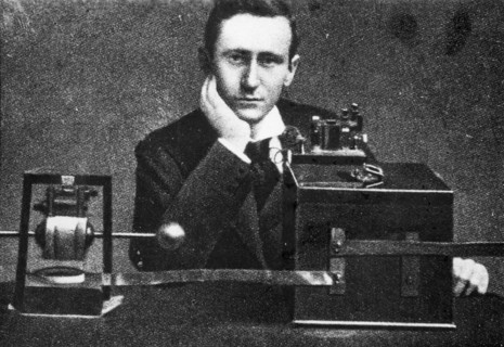 Guglielmo Marconi.